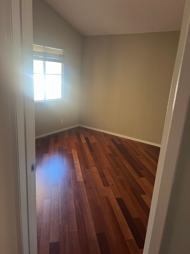 Building Photo - 5500 Torrance Blvd