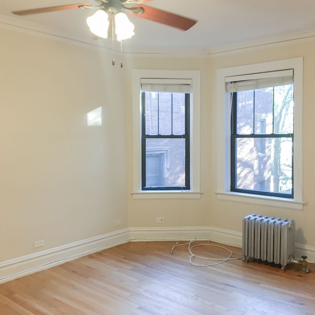 Building Photo - 4723 N Leavitt St