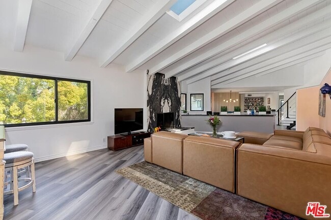 Building Photo - 3141 Lake Hollywood Dr