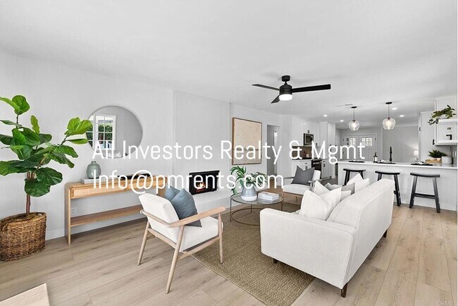 Building Photo - 4959 Park Dr