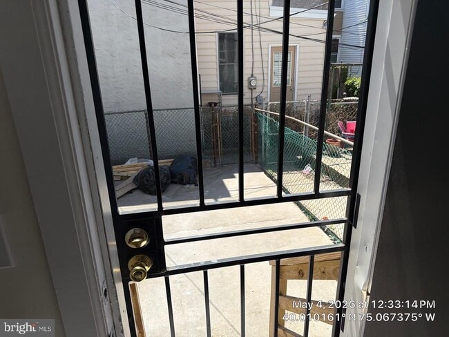 Building Photo - 5349 Eadom St