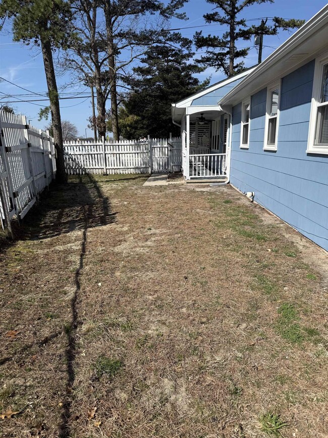 Building Photo - 230 Bethel Rd