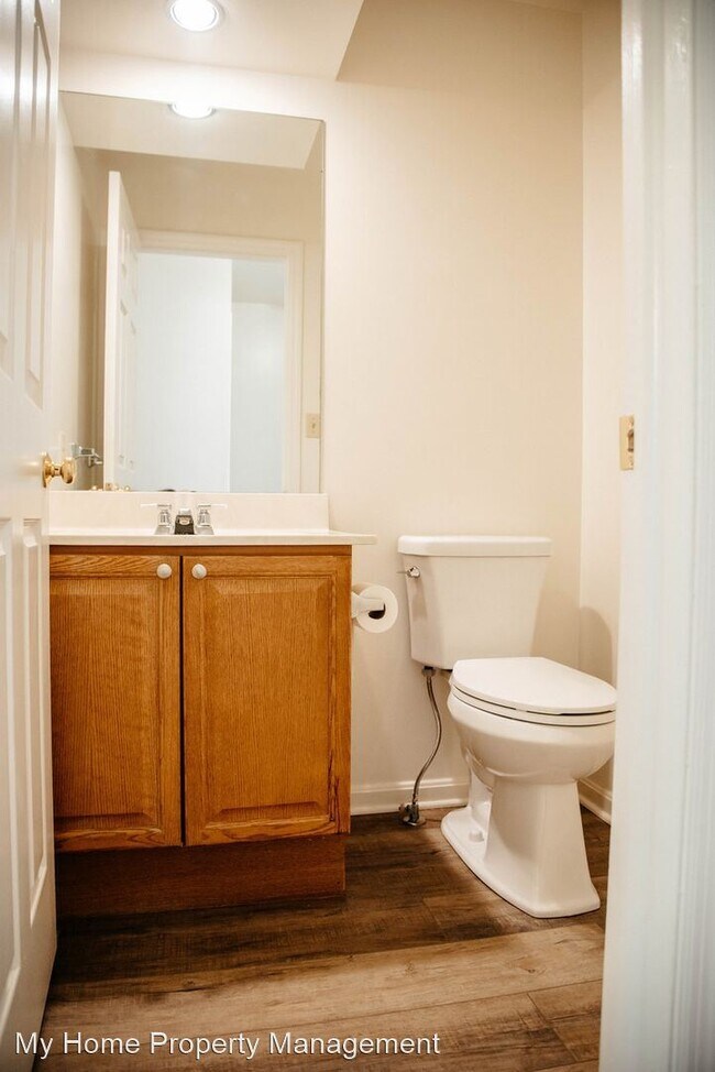 Building Photo - 3 br, 1.5 bath House - 429 Rockwood Drive