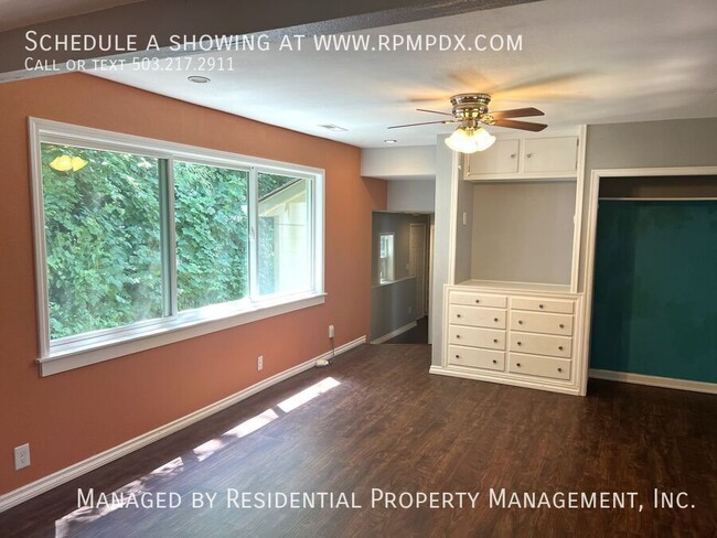 Building Photo - 4512 SW Fairvale Ct