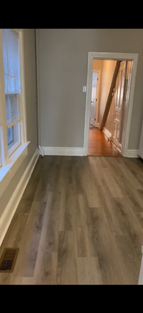 Building Photo - Student Rental: Available 6/15/26, 2B/1B close to WCU!