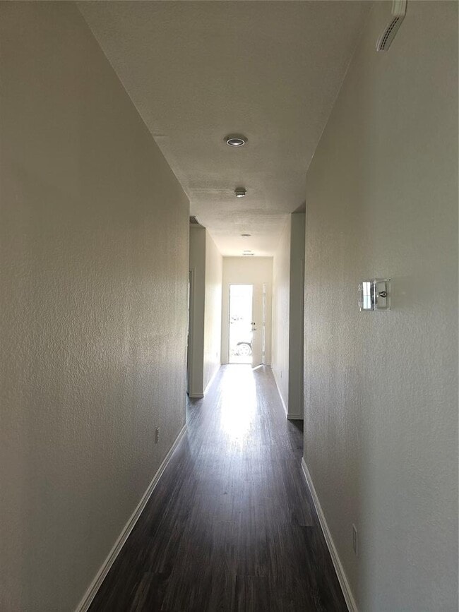 Building Photo - 228 Gabriels Bluff Dr