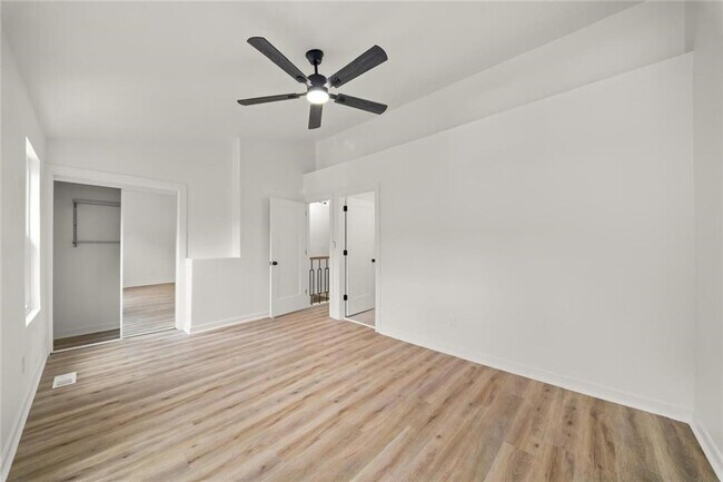 Building Photo - 1105 Wedgewood Way