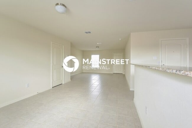 Building Photo - 3 Bedroom Pet-Friendly Home in San Antonio, TX with Main Street Renewal
