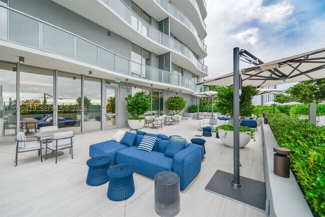 Building Photo - 1400 Biscayne Blvd