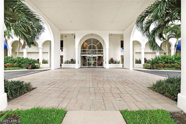 Building Photo - 5550 Heron Point Dr