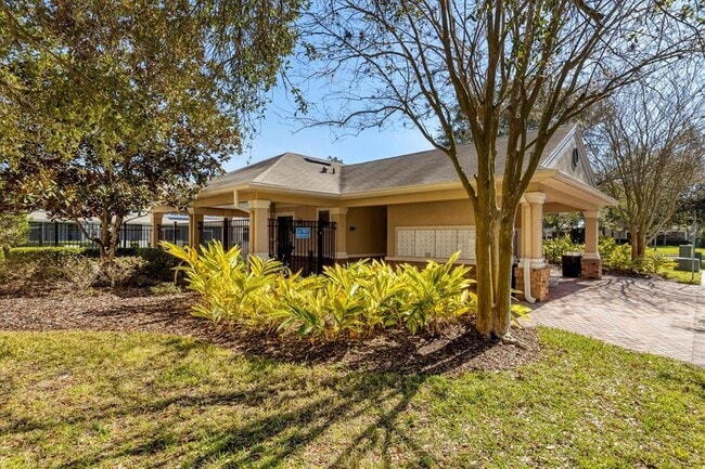Building Photo - 4920 Pond Ridge Dr