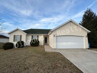 Building Photo - South Nixa Location!  3 Bedroom/2 Bath Home