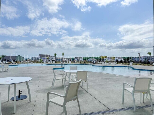 Building Photo - 6224 Centipede Pl