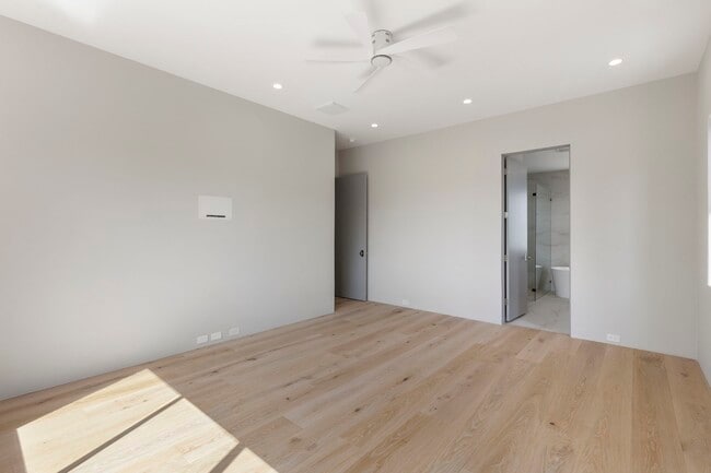 Building Photo - 51 Huntsmans Horn Cir