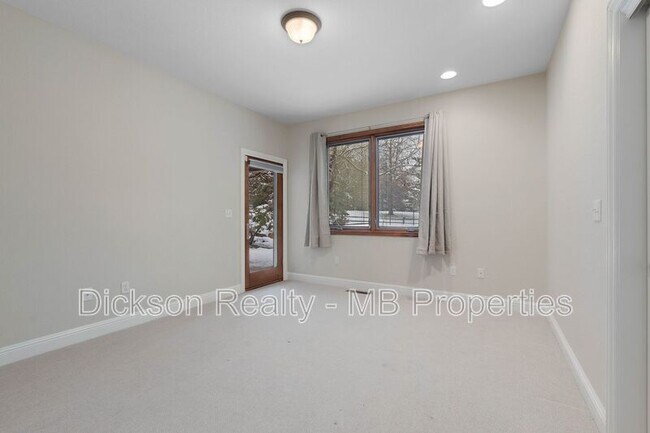 Building Photo - 711 Aspen Trail