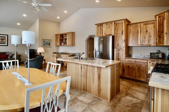 Building Photo - 783 MT-2