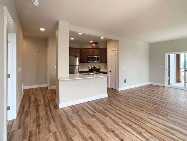 Interior Photo - Crossroads on Crosby