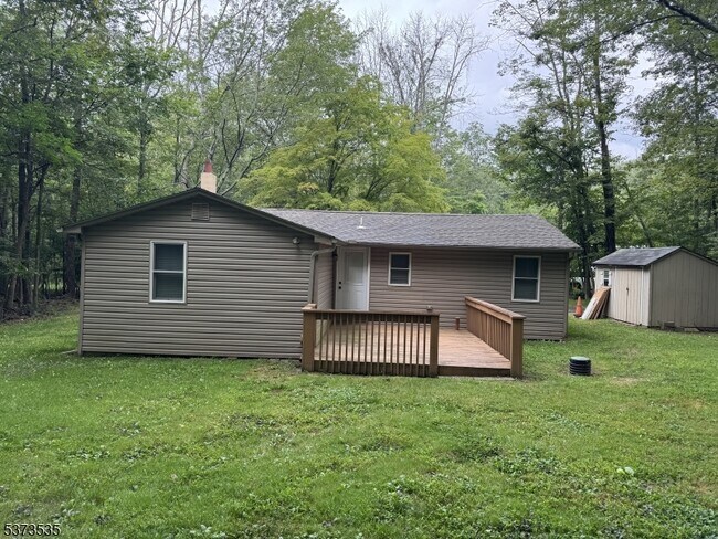 Building Photo - 17 Eastbrook Ln