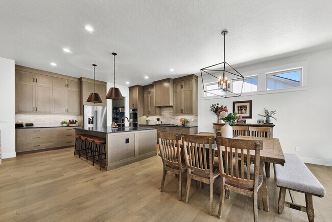 Building Photo - House for Lease in the Hills of Dry Creek Ranch