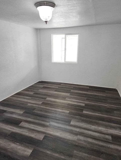 Building Photo - 610 Custer St