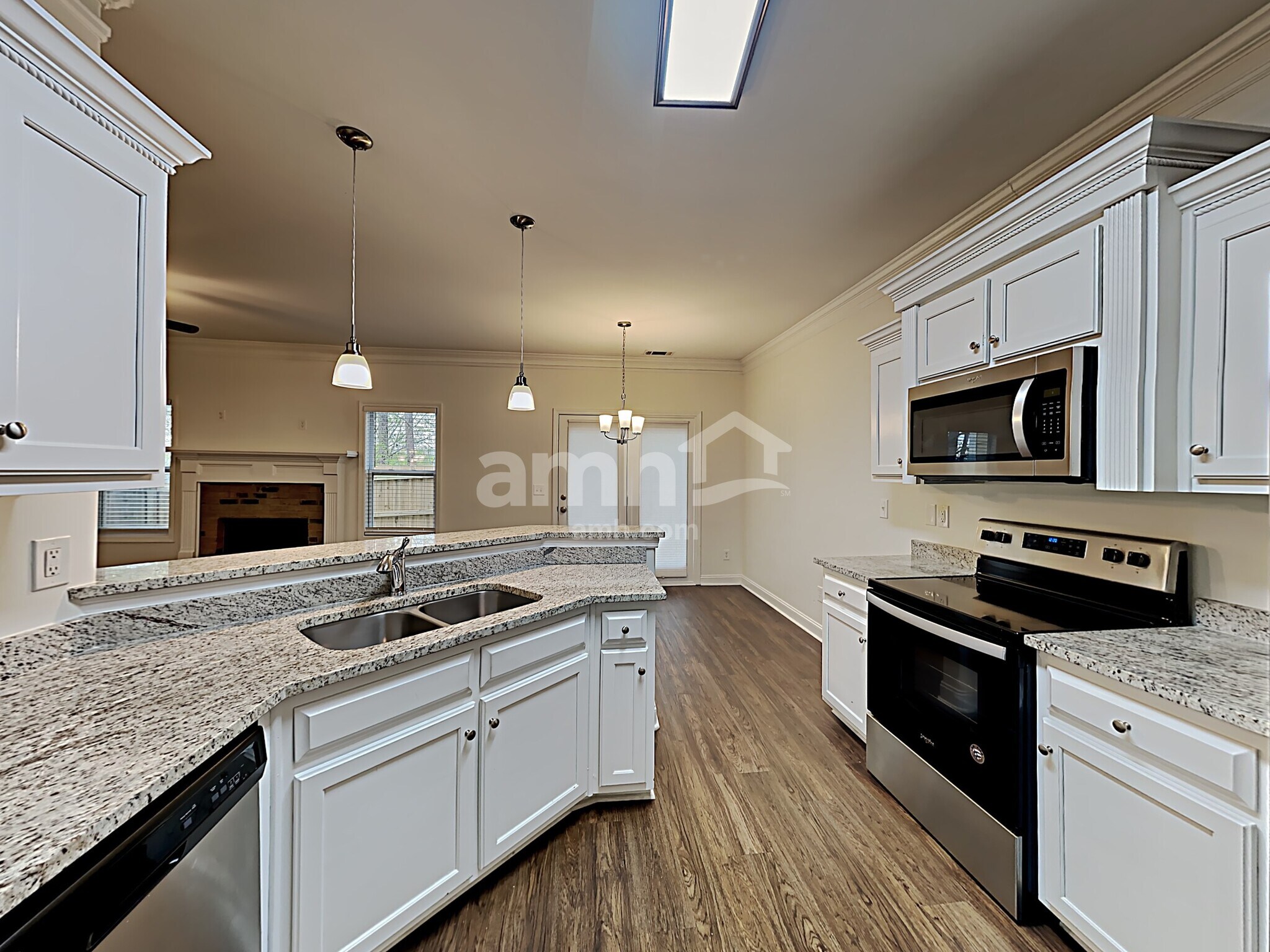 Building Photo - 2080 Lily Valley Dr