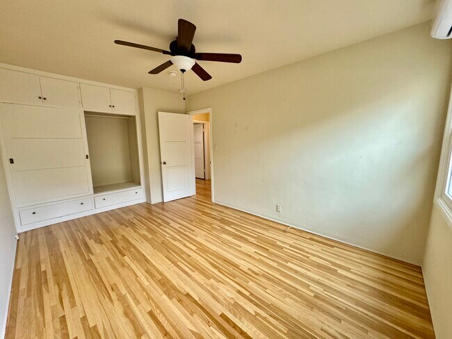 Bedroom 2 - 1923 Talmadge St
