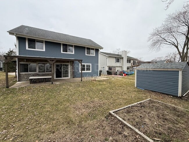 Building Photo - 1540 Beverly Cir W