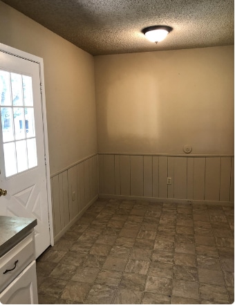 Building Photo - 218 Kansas St