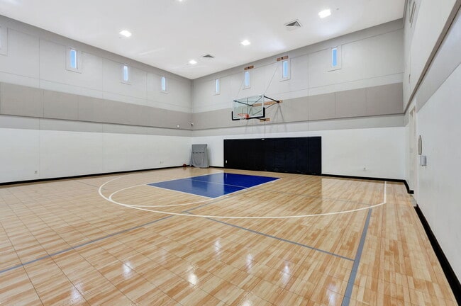 Building Photo - 3421 Tuscany Way