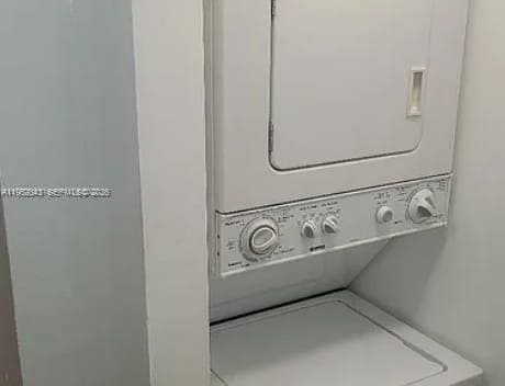 Building Photo - 2055 SW 122nd Ave