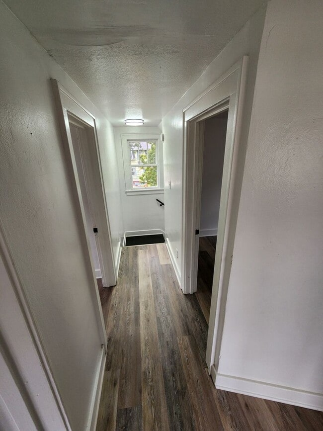 Building Photo - Cozy 3-Bedroom Home in Lima, OH – $1395/Mo...
