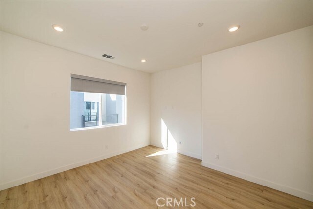 Building Photo - 155 Baluster