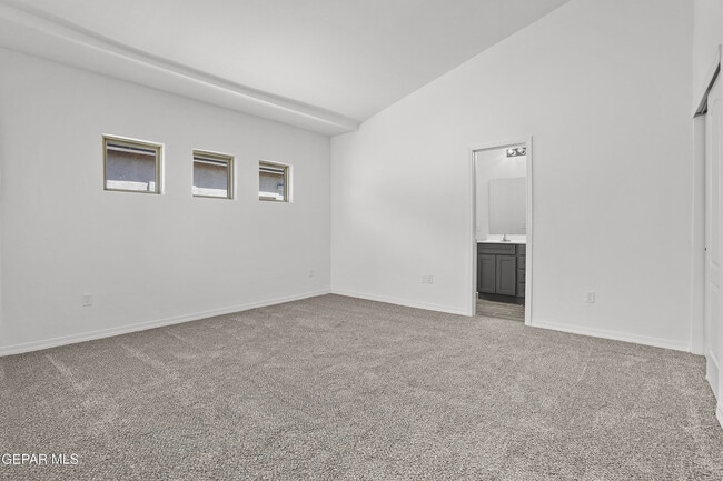 Building Photo - 14329 Bill Lazor Pkwy