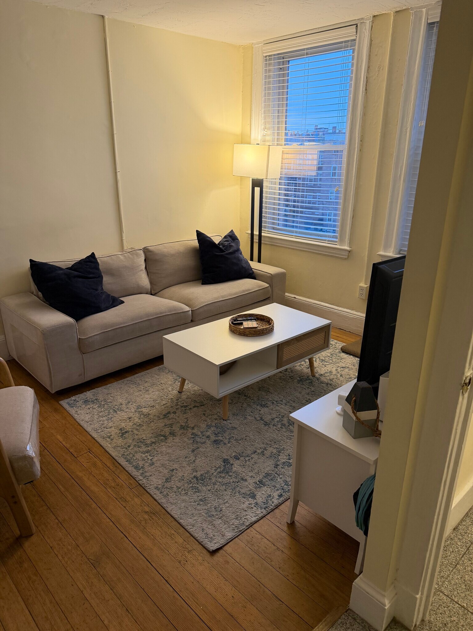 Unit 14 - 222 Hanover St