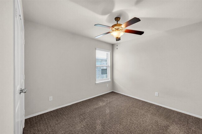 Building Photo - 23723 Giardini Dr