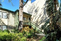 Building Photo - 1601 Bayhouse Point Dr
