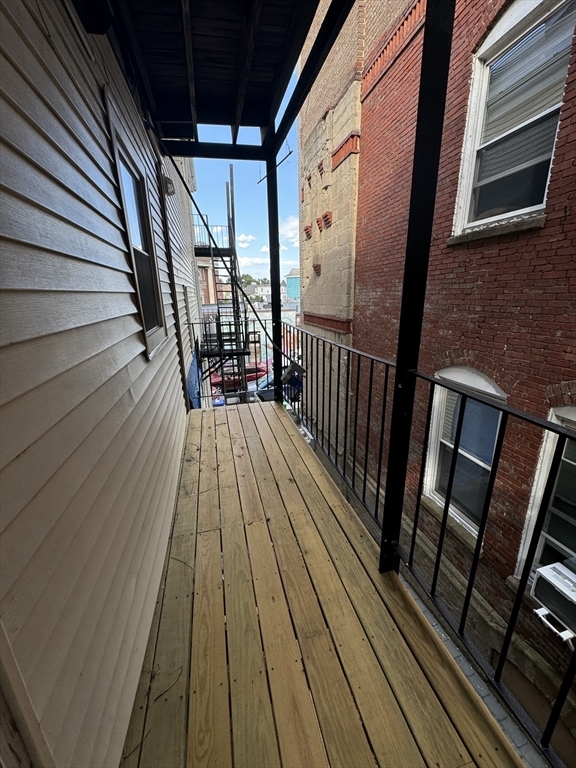 Building Photo - 7 Forbes St