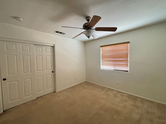 Building Photo - Single Story West Rosamond Home
