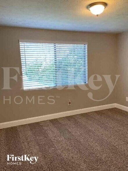 Building Photo - 2241 George Wythe Rd