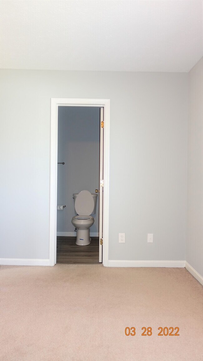 Building Photo - 5725 Aftonshire Dr