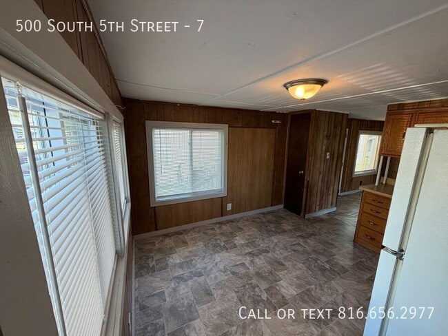 Building Photo - 500 S 5th St