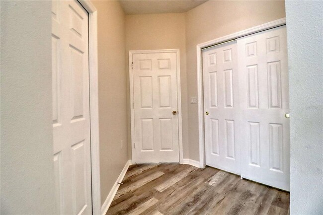 Building Photo - 8509 Broken Willow Ct