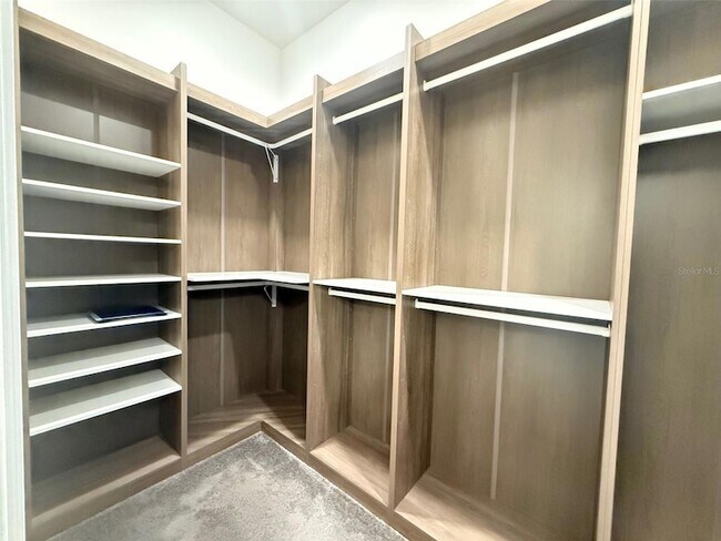 Building Photo - 2074 Brillante Dr