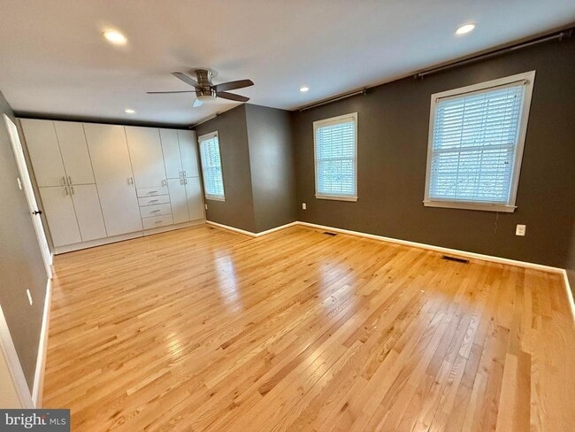 Building Photo - 7773 Shootingstar Dr