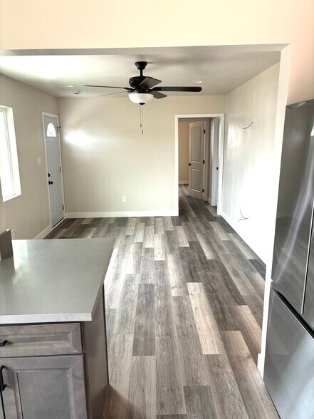 Building Photo - 3539-41 Luna Ave