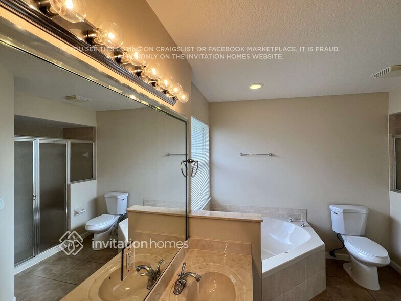 Building Photo - 2133 SW Pruitt St