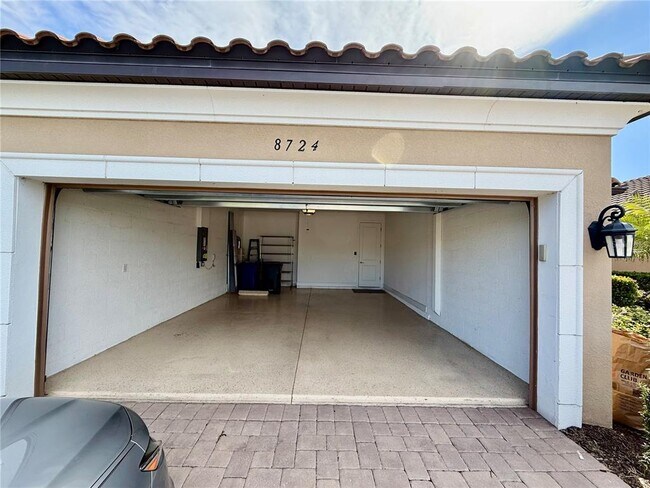 Building Photo - 8724 Bellussi Dr