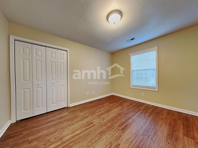 Building Photo - 4515 Everwood Oak Ln