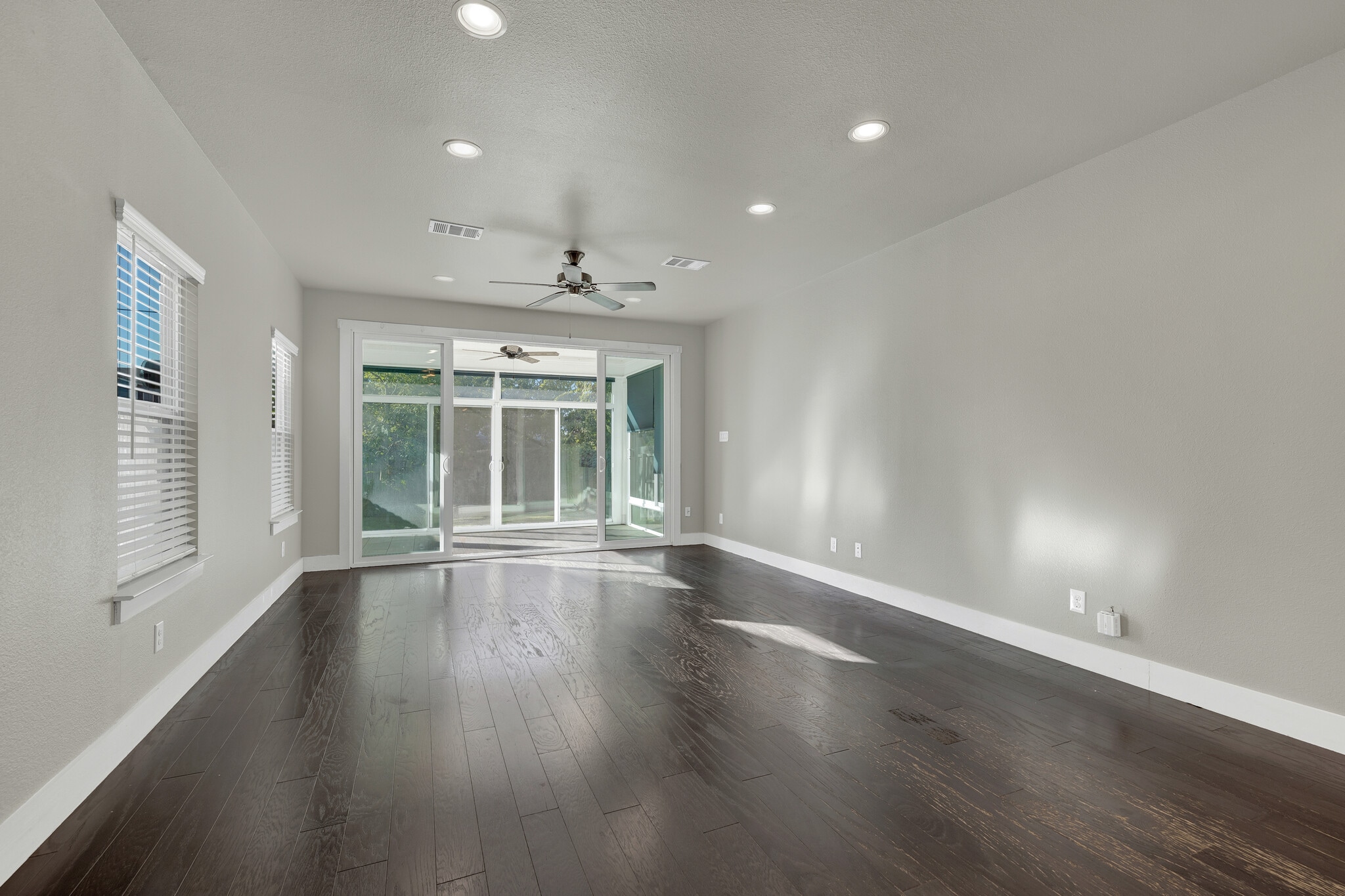 Living room from kitchen - 412 Natalen Ave