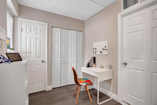 Building Photo - 1773 SW 28th Way